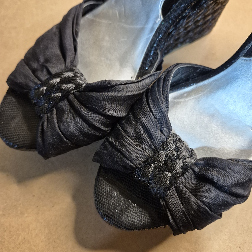 Black Women's Knot Front Wedge Sandals - Unbranded - Picture 2 of 10